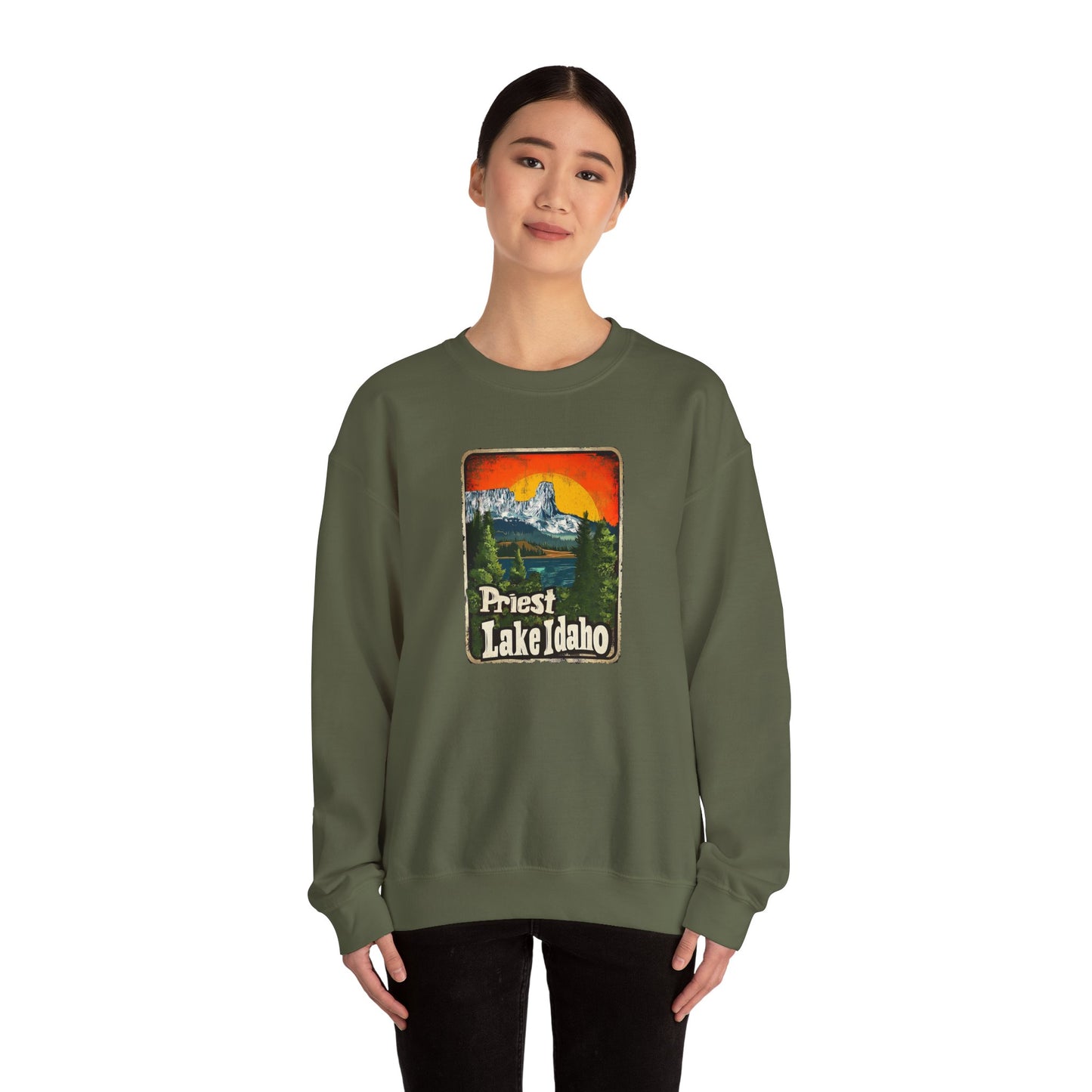 Iconic Chimney Rock Unisex Heavy Blend™ Crewneck Sweatshirt