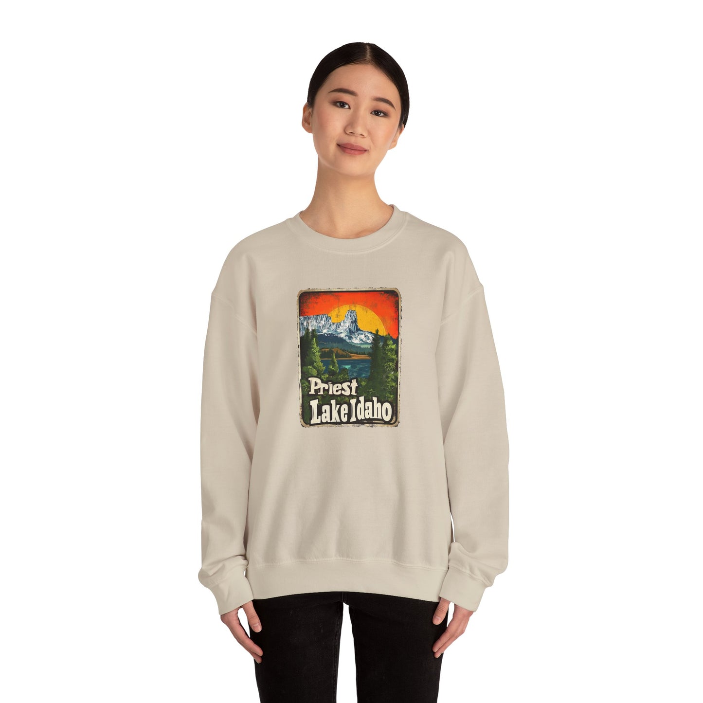 Iconic Chimney Rock Unisex Heavy Blend™ Crewneck Sweatshirt